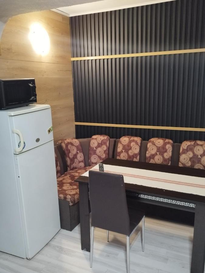 Апартамент За Гости Централ Malko Turnovo Екстер'єр фото
